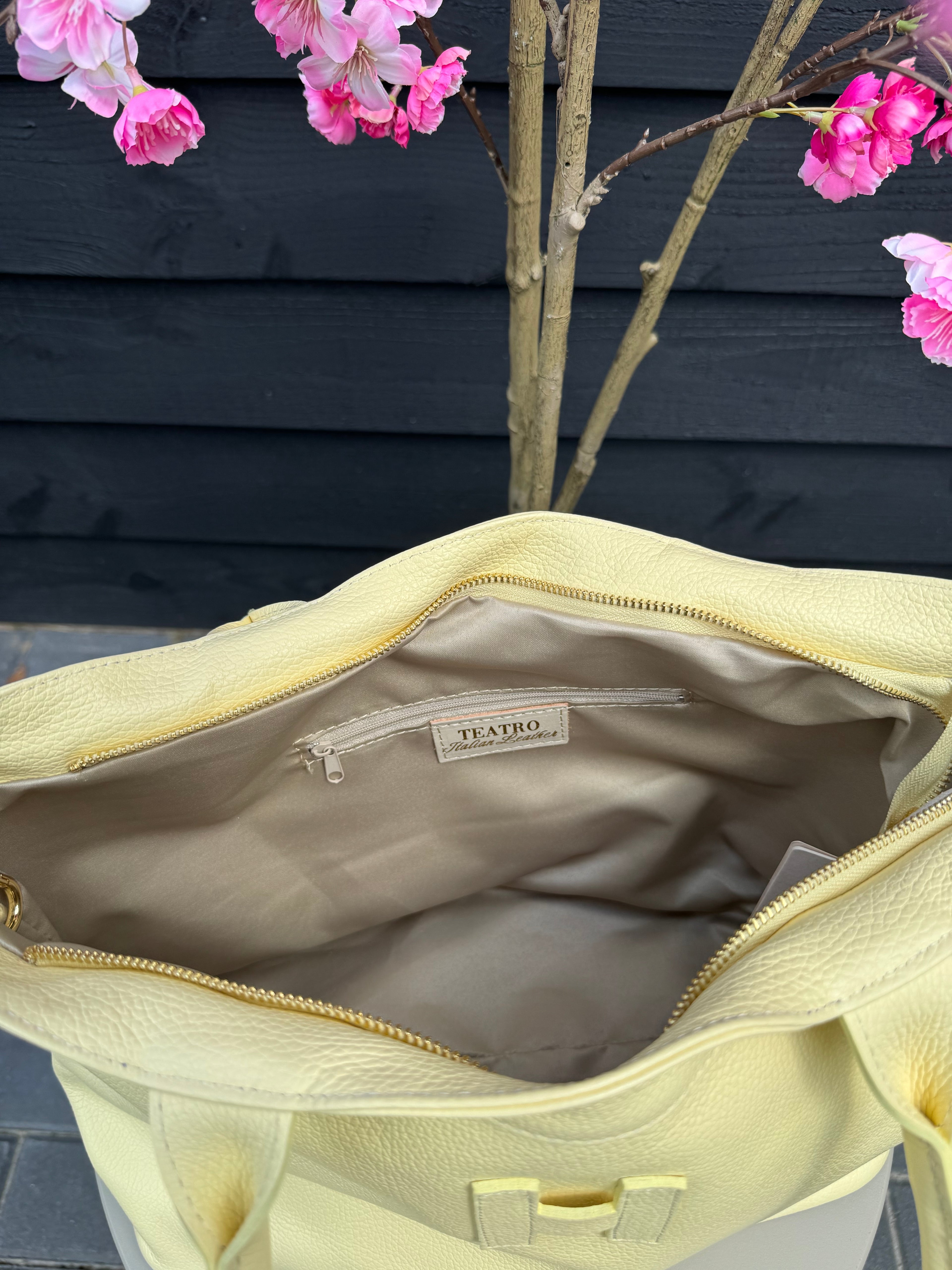 Teatro Leren Schoudertas Helia Butter Yellow